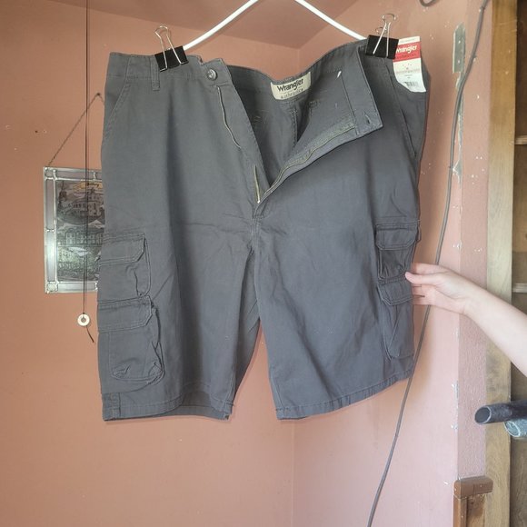 Shorts, Wrangle Authentic Size 46 Waist Shorts-Brand new-$40 - Picture 5 of 8